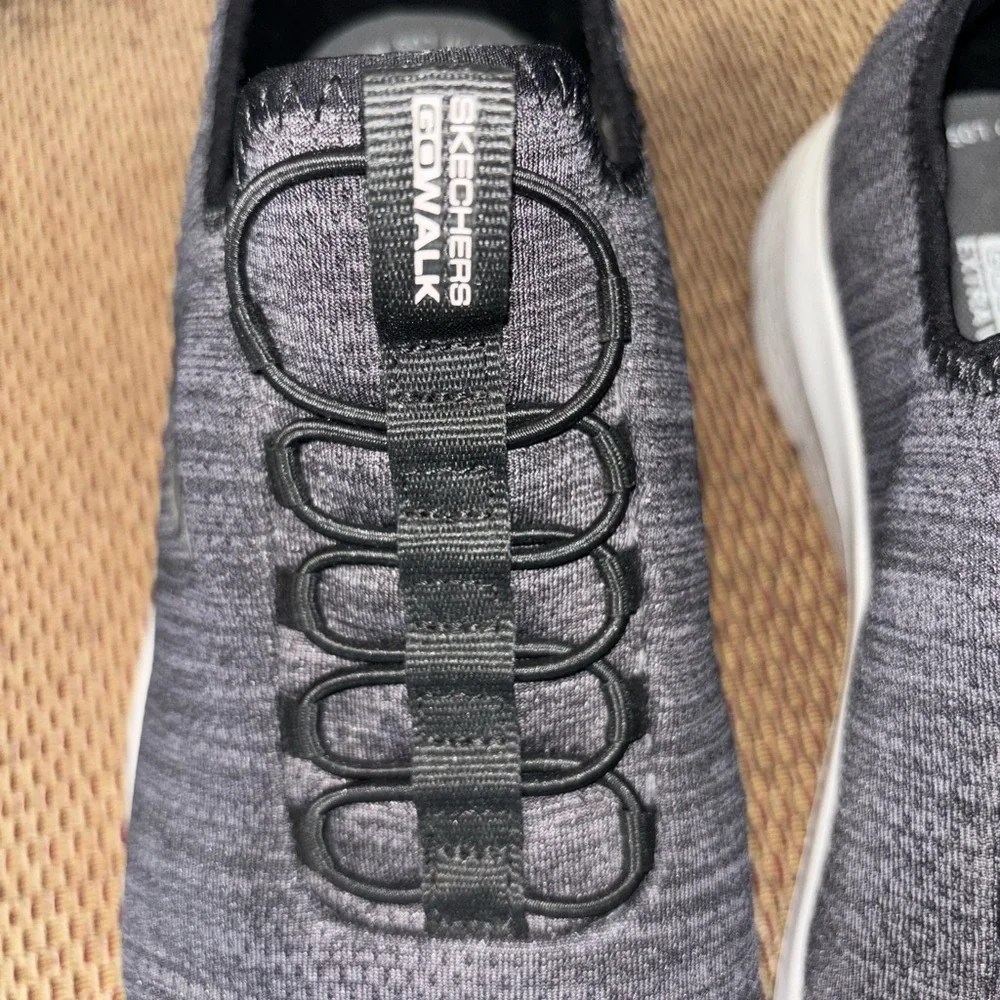 Men’s Sneakers - Picture 6 of 7